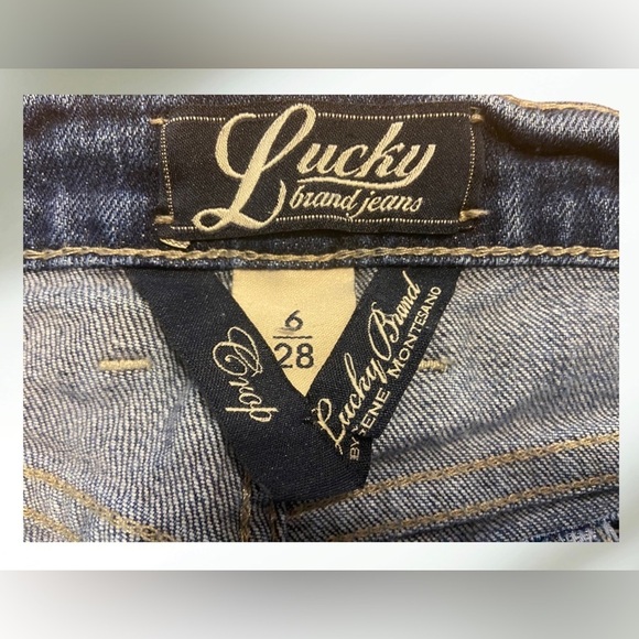 Lucky Brand Womens Jeans Cropped Flap Pocket Sweet Low Straight Leg Size 28/6 - Picture 3 of 6